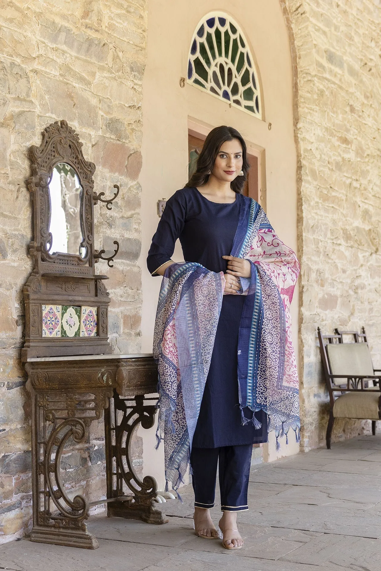 Women Navy Blue Kurta Set With Pants & Printed Dupatta