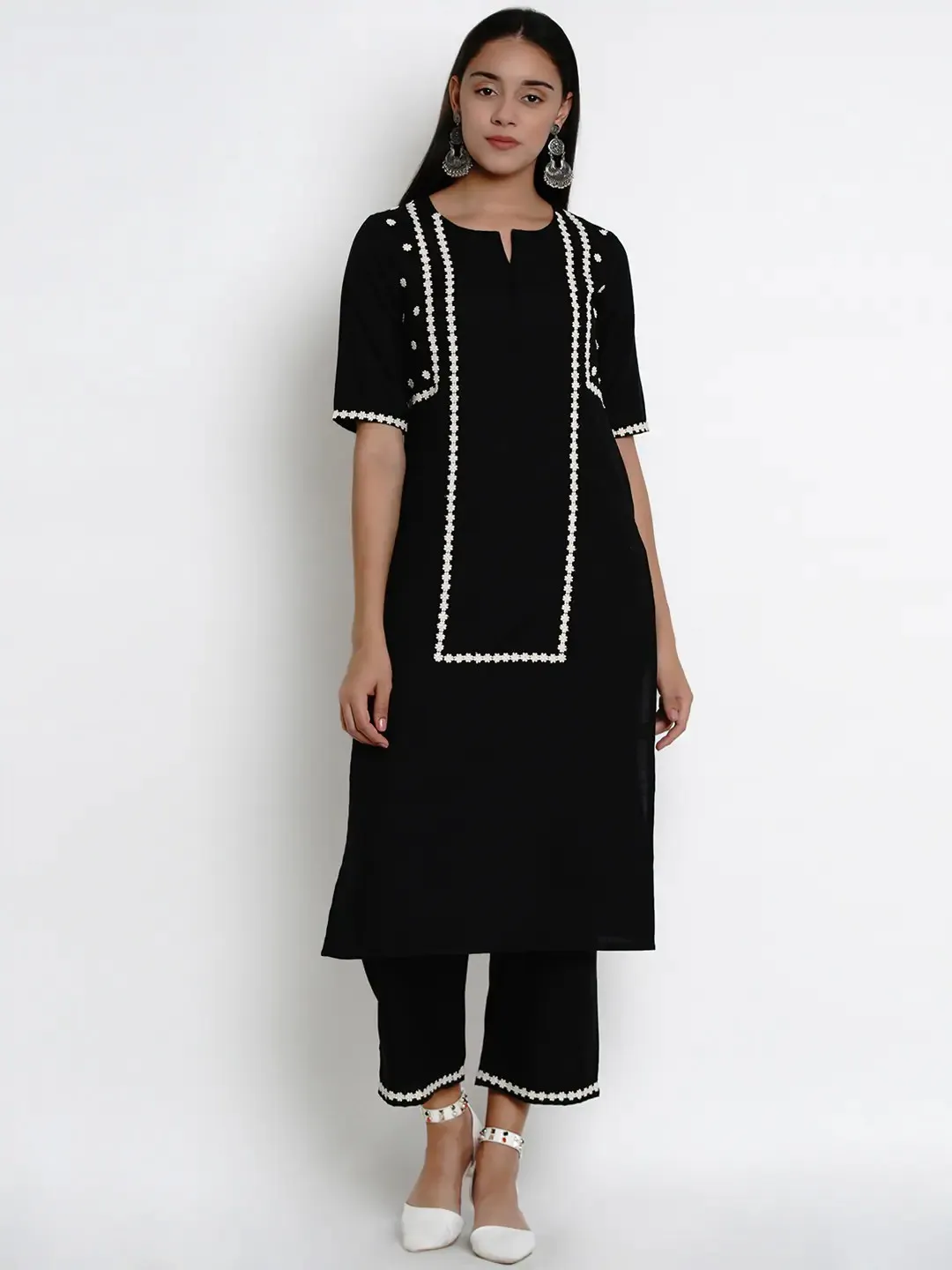 Women'S Black & White Embroidered Kurta With Palazzos